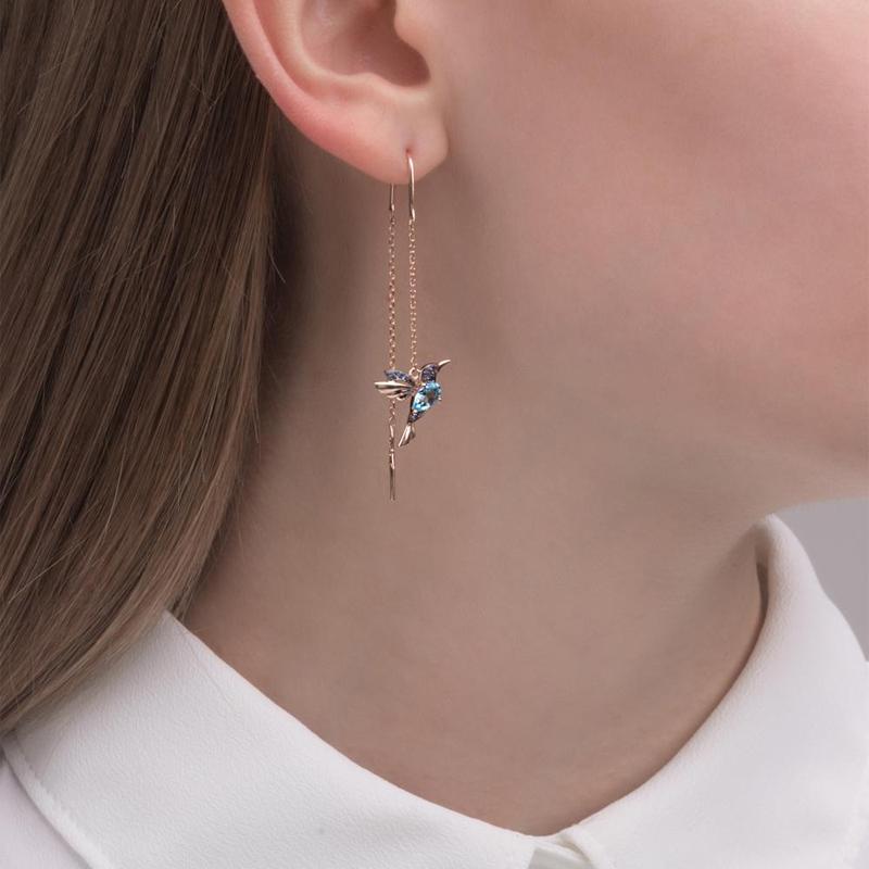 Ladies Elegant Hummingbird Rhinestone Stud Earrings